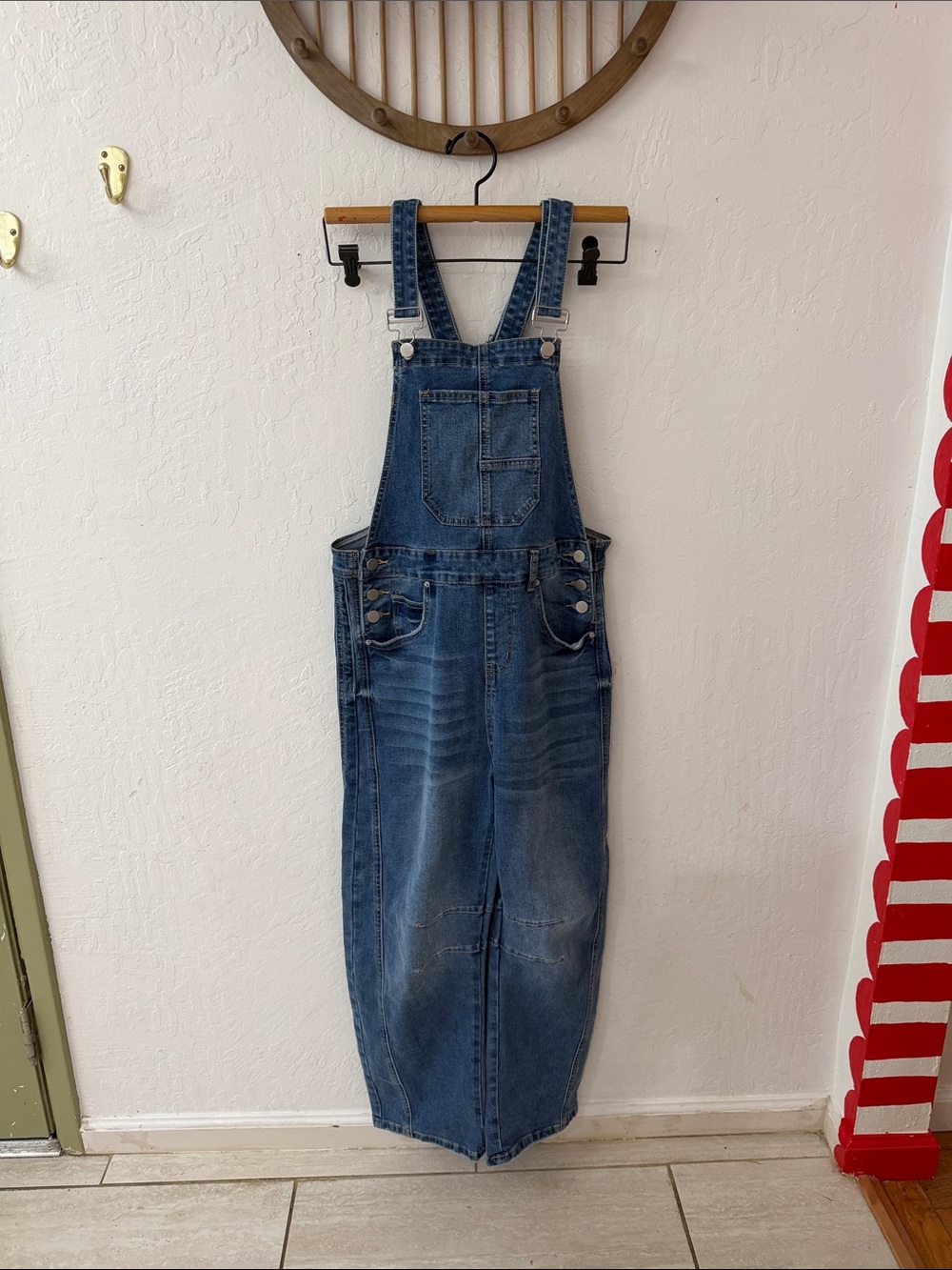 Flamingals Barrel Jean Overalls Size Small NWOT - Picture 2 of 4